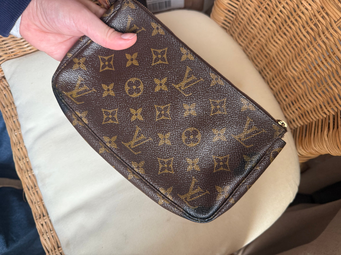 Louis Vuitton Pochette Accessoires